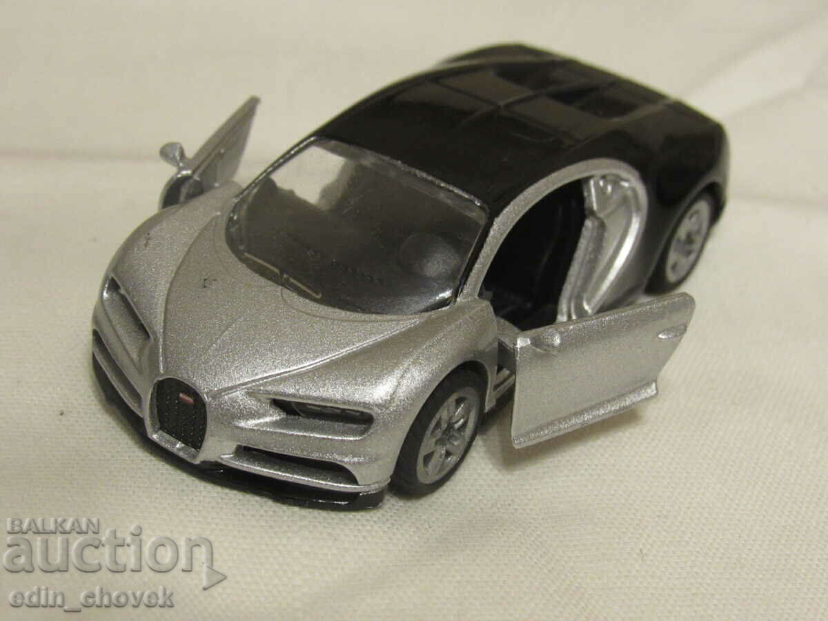 1/55 Siku Bugatti Chiron количка