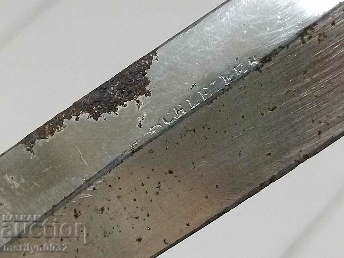 Delivery of Old surgical knife scalpel