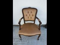 Beautiful vintage solid wood chair!!!