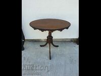 Beautiful vintage solid wood table!