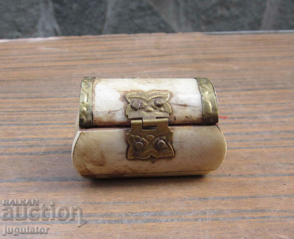 old box small bone box jewelry box old box small bone box jewelry box