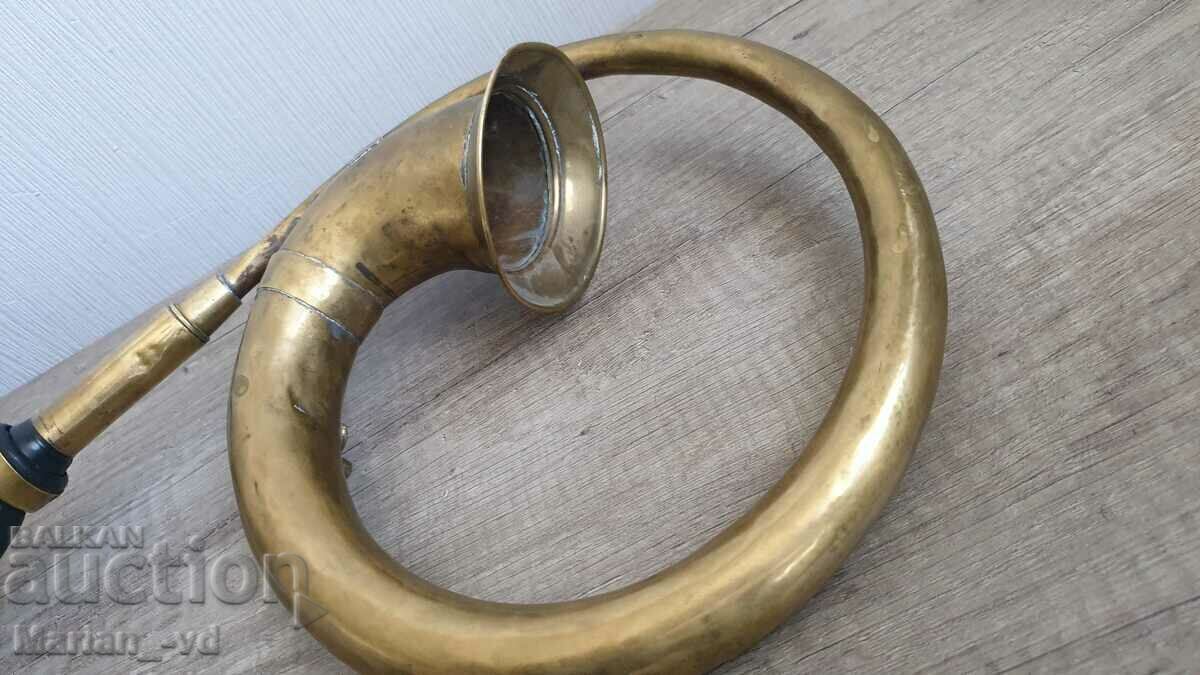 Месингова тромба от ретро автомобил - 5 Месингова тромба от ретро автомобил - 5