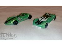 Hot Wheels Twin Mill - 2 diferite