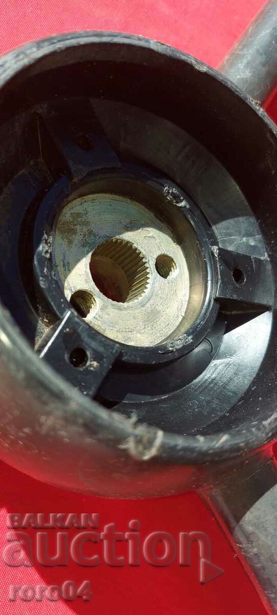 Auction STEERING WHEEL - RETRO CAR Auction STEERING WHEEL - RETRO CAR