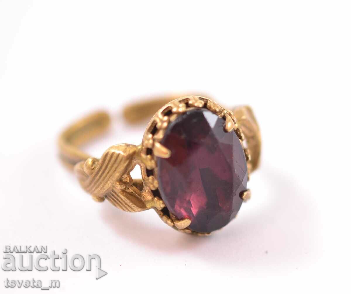 Bijuterii, inel redimensionabil, costum popular cu preț 12.00 BGN | € 6.14 Bijuterii, inel redimensionabil, costum popular cu preț 12.00 BGN | € 6.14