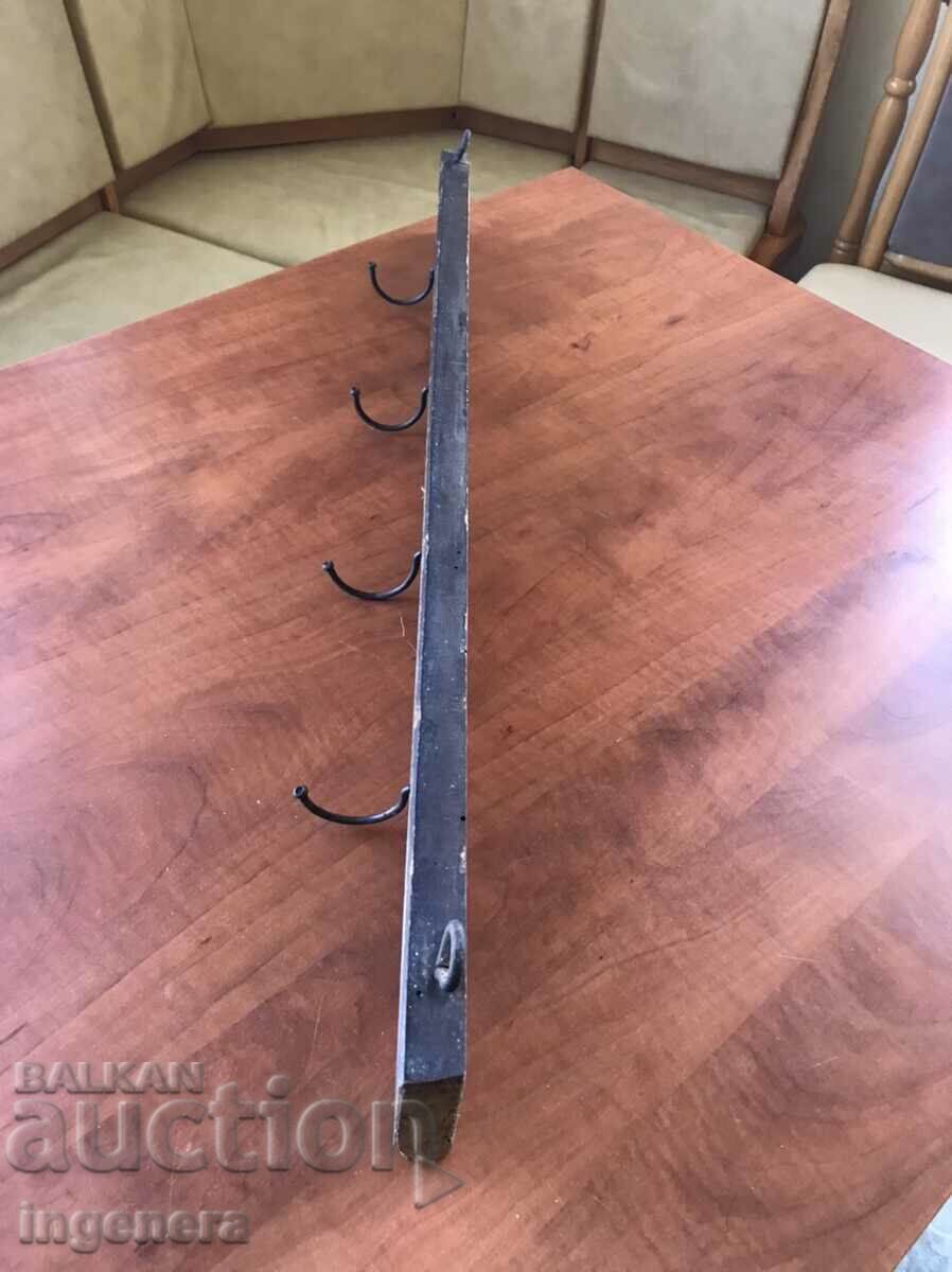 Delivery of HANGER HANGER WOOD ANTIQUE