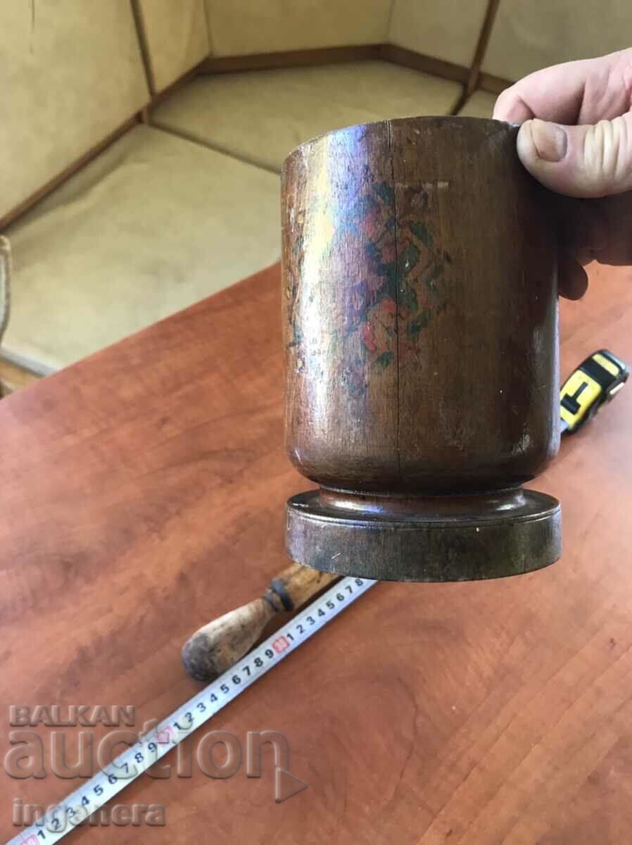 MORTAR WOODEN LARGE ANTIQUE WITH HAMMER PATTERN with price 17.00 BGN | € 8.69 MORTAR WOODEN LARGE ANTIQUE WITH HAMMER PATTERN with price 17.00 BGN | € 8.69
