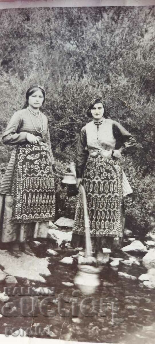 BOILER - COSTUME cu preț 22.50 BGN | € 11.50 BOILER - COSTUME cu preț 22.50 BGN | € 11.50