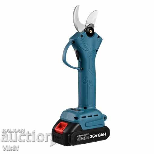 2 in 1 KRAFTROYAL battery pruning shears + saw with price 176.50 BGN | € 90.24