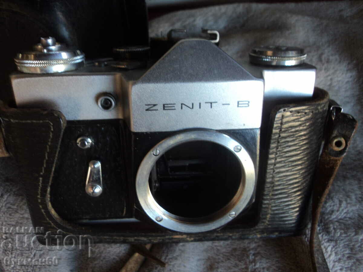 ZENIT B camera