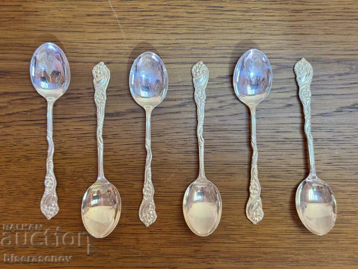 Spoons marked 6 pcs.