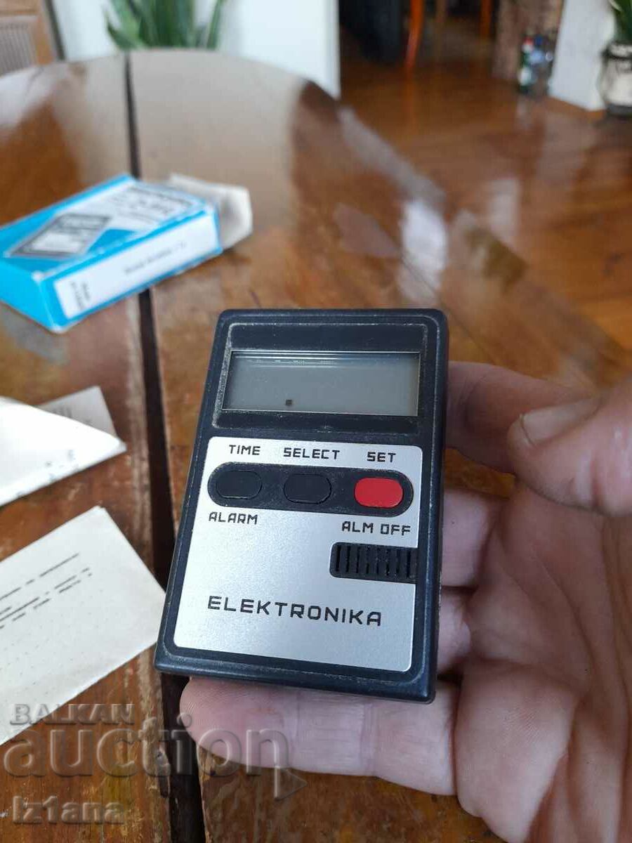 Auction Old watch Electronics 2-11A Auction Old watch Electronics 2-11A