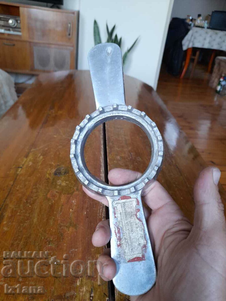 Delivery of Old jar stopper