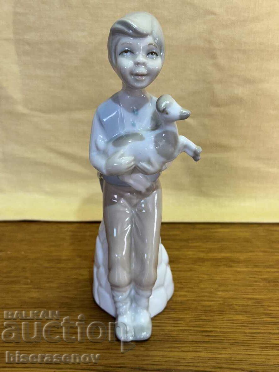 Porcelain figure with markings