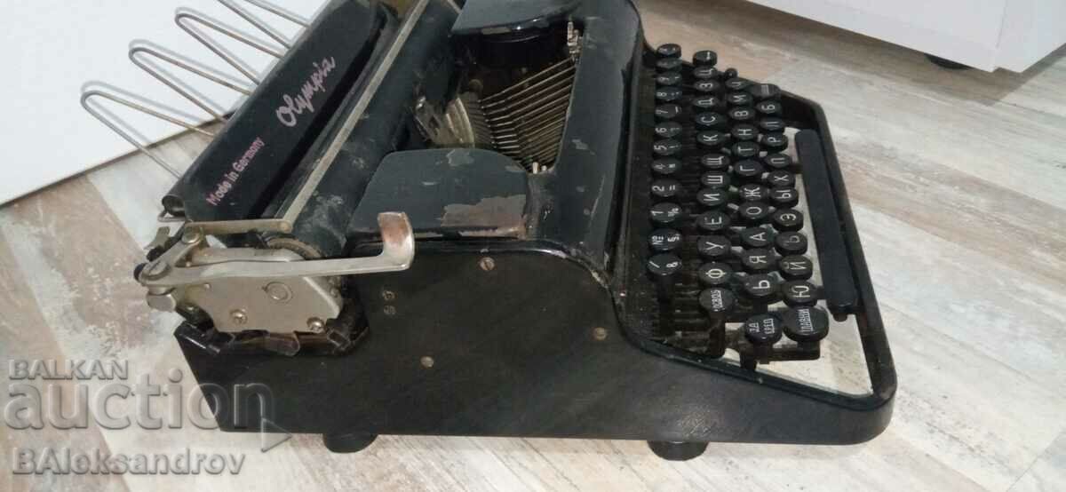 Παλιά λειτουργική γραφομηχανή - 5