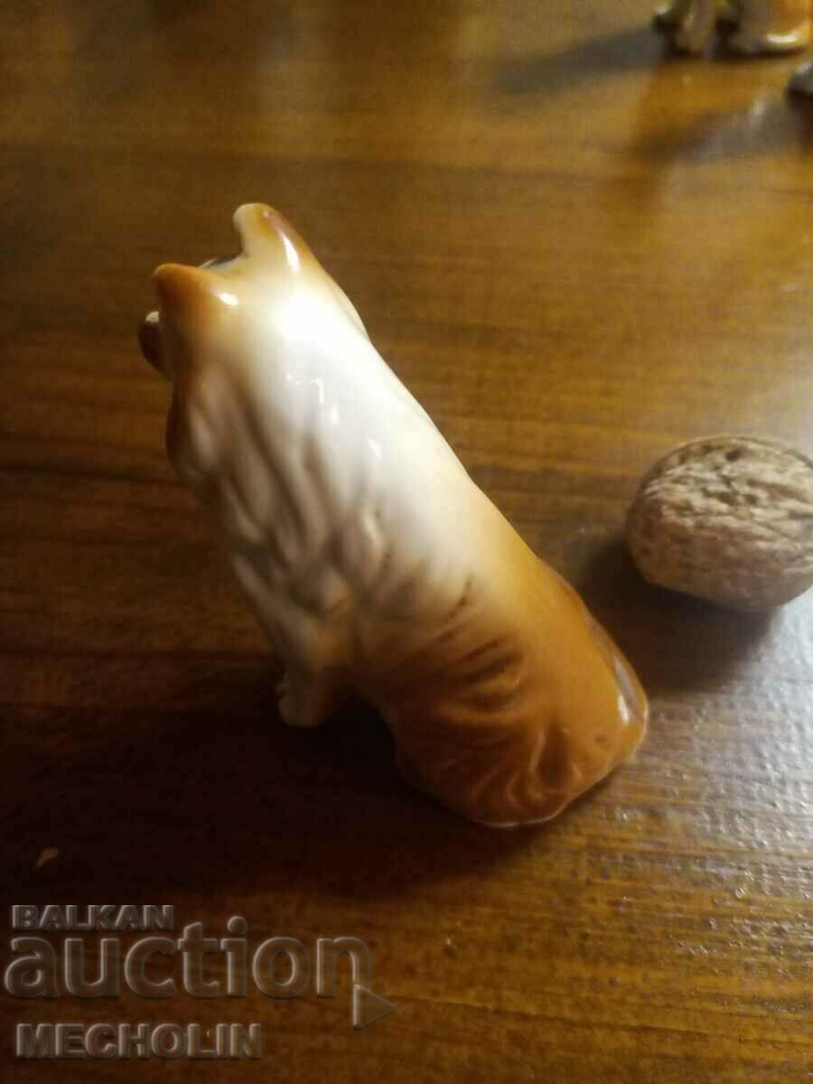 Delivery of COLLECTIBLE old porcelain dog figurine Delivery of COLLECTIBLE old porcelain dog figurine