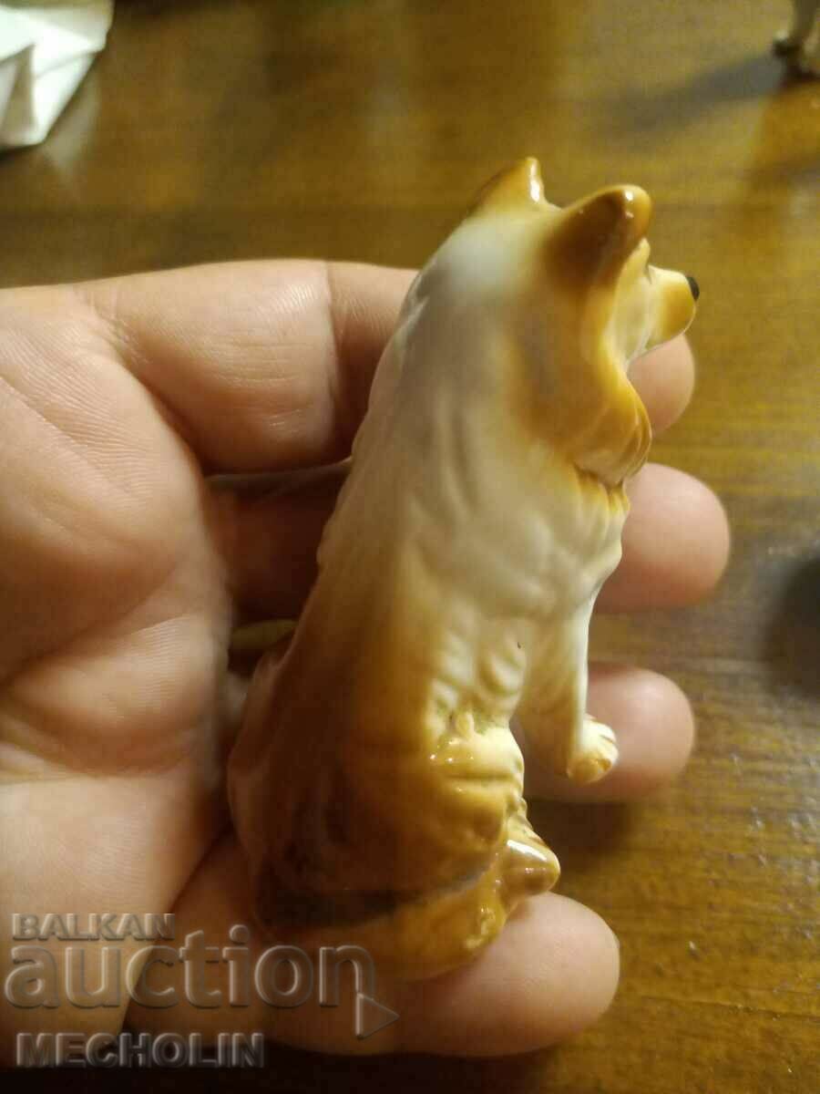 COLLECTIBLE old porcelain dog figurine - 7 COLLECTIBLE old porcelain dog figurine - 7