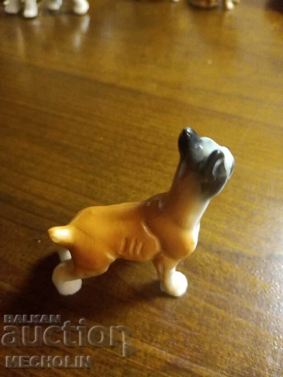COLLECTIBLE old porcelain dog figurine 3 with price 30.00 BGN | € 15.34 COLLECTIBLE old porcelain dog figurine 3 with price 30.00 BGN | € 15.34