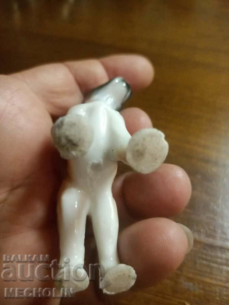COLLECTIBLE old porcelain dog figurine 3 - 6 COLLECTIBLE old porcelain dog figurine 3 - 6