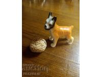 COLLECTIBLE old figurine dog 3