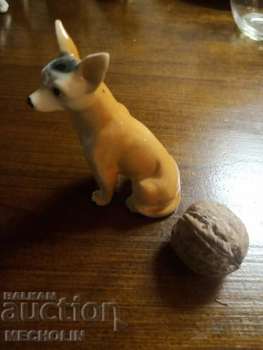 Auction COLLECTIBLE old porcelain dog figurine 4 Auction COLLECTIBLE old porcelain dog figurine 4