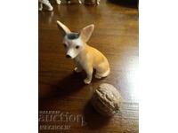 COLLECTIBLE old figurine dog 4