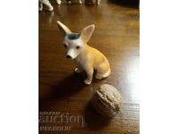 COLLECTIBLE old porcelain dog figurine 4