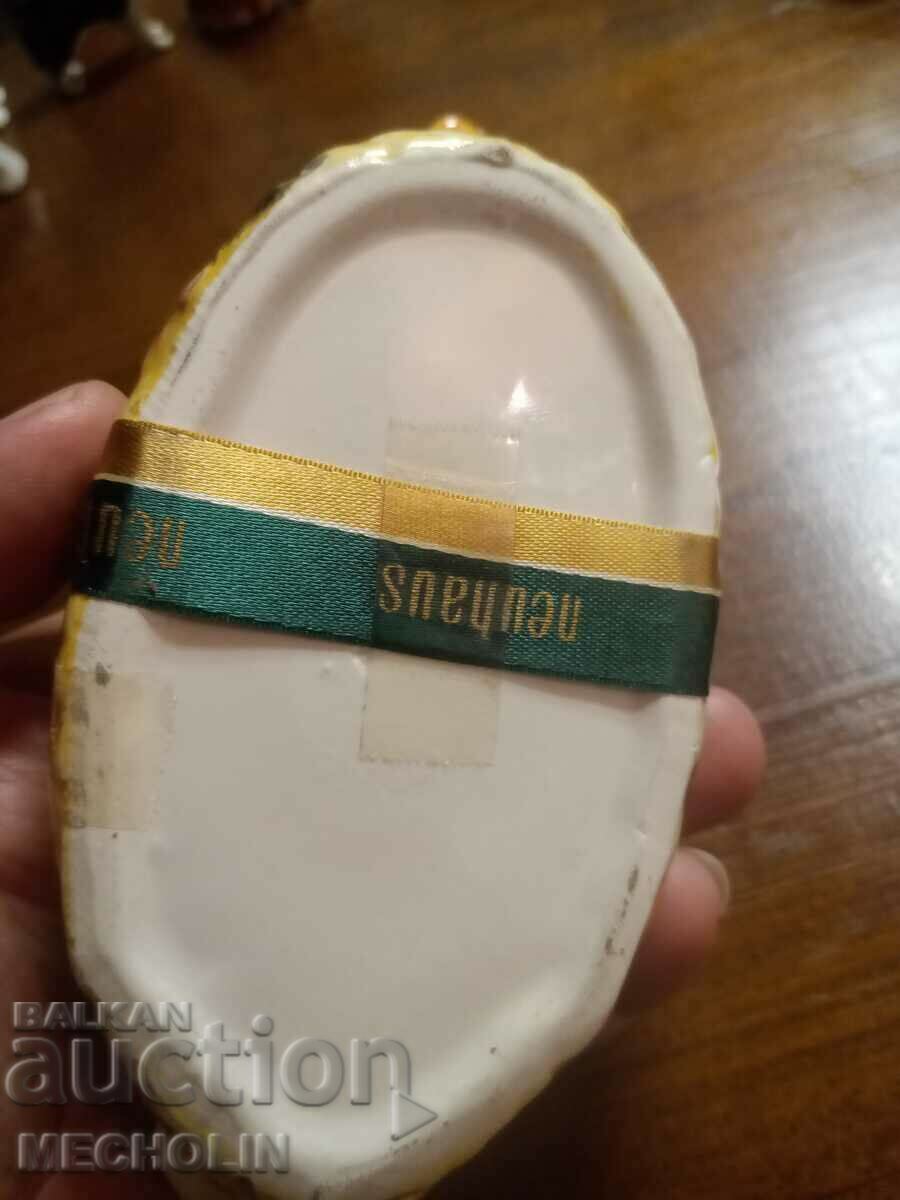 COLLECTIBLE old porcelain duck figurine - 6 COLLECTIBLE old porcelain duck figurine - 6