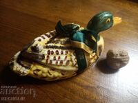 COLLECTIBLE old duck figurine