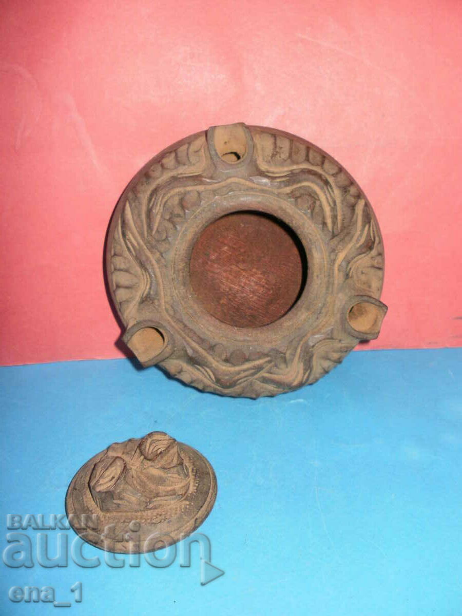 Wooden 4-pronged, richly carved, lidded jar - 5 Wooden 4-pronged, richly carved, lidded jar - 5