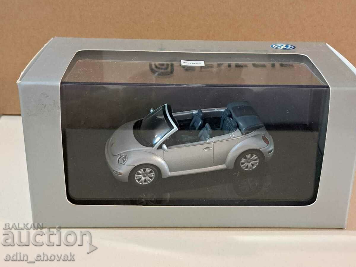 1/43 AutoART VW Volkswagen New Beetle Cabrio. Nou