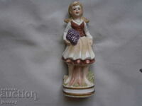 Porcelain figure 16 cm.