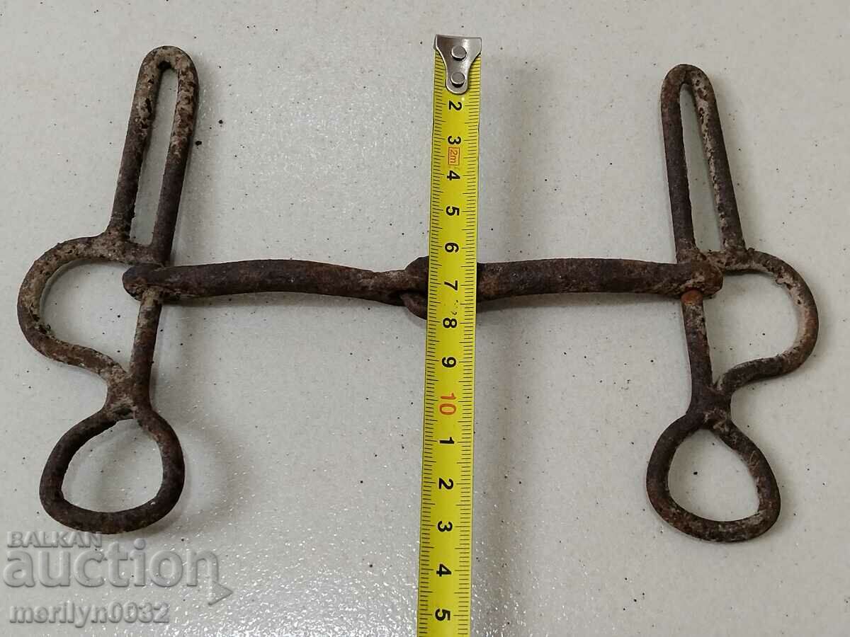 Auction Old wrought bridle bridle wrought iron, harness Auction Old wrought bridle bridle wrought iron, harness