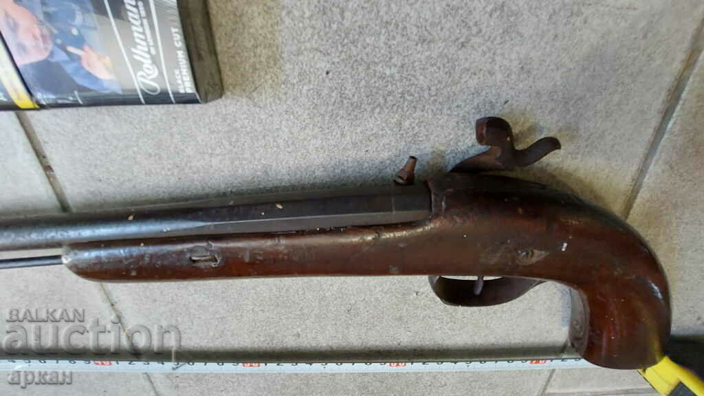 Un pistol capsulă din secolul al XIX-lea cu o țeavă lungă - 6 Un pistol capsulă din secolul al XIX-lea cu o țeavă lungă - 6