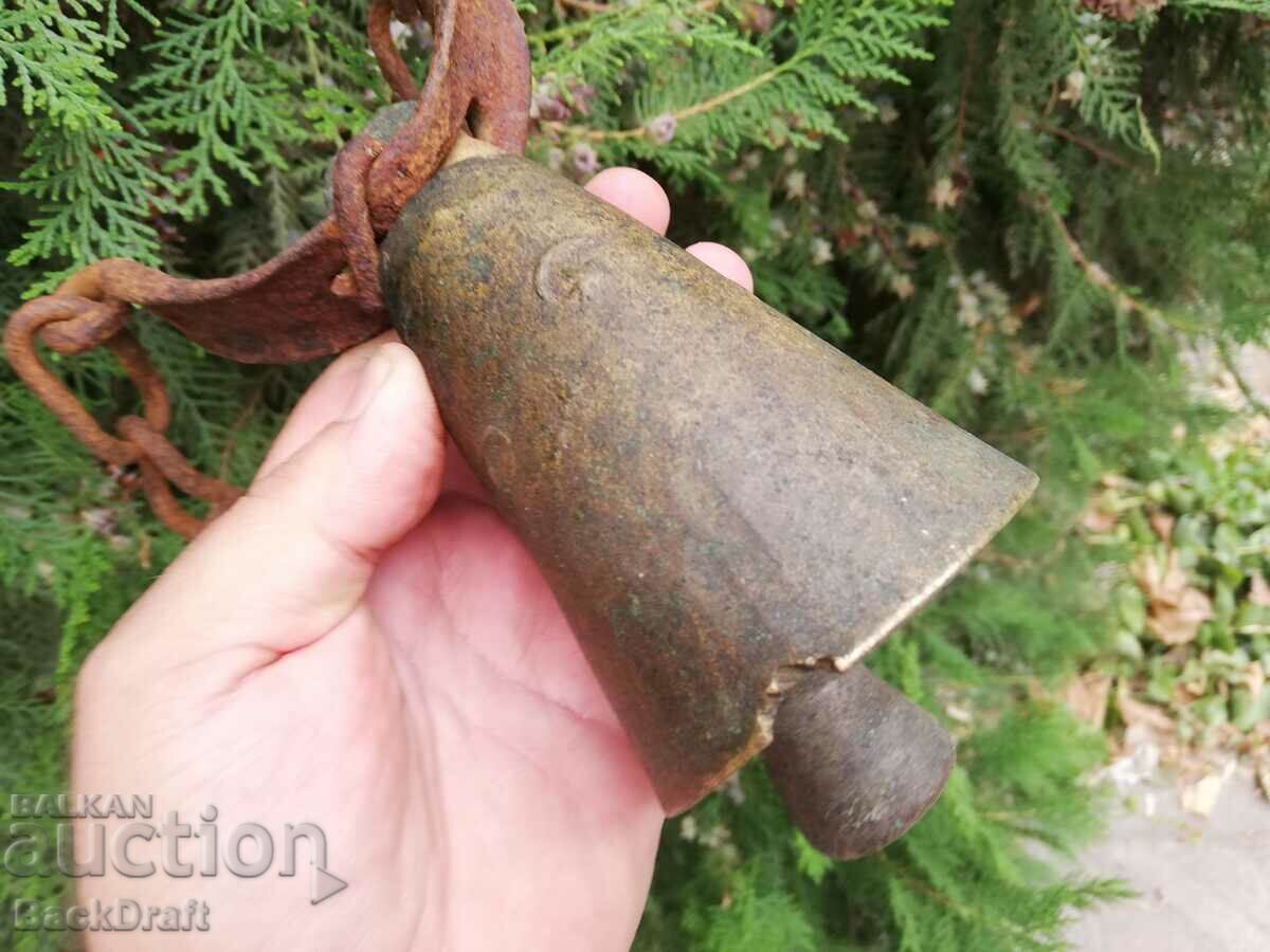 OLD BRONZE TANK BELL, CYLINDER, PUSH, BELL - 7 OLD BRONZE TANK BELL, CYLINDER, PUSH, BELL - 7