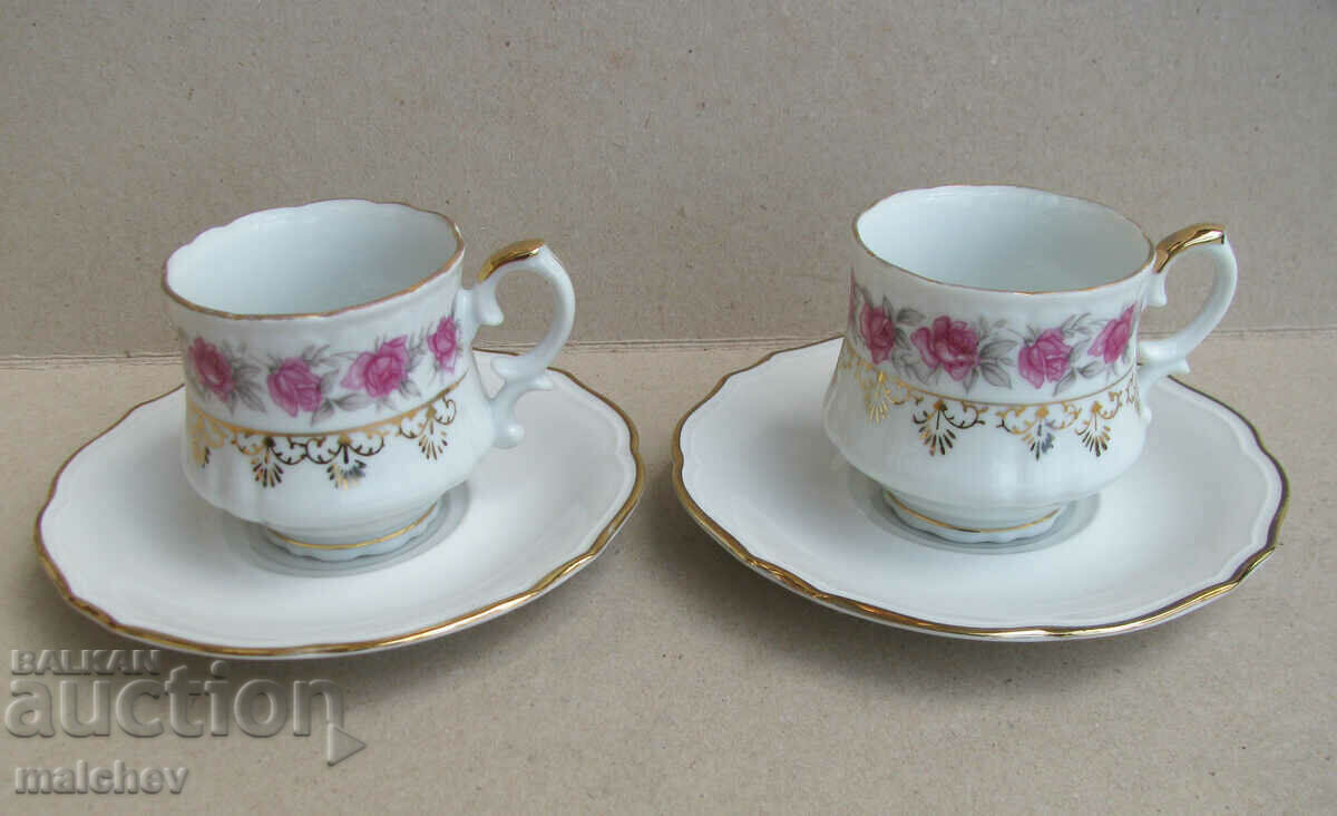 Lot of 2 coffee cups cups + 3 coffee plates saucers, excellent