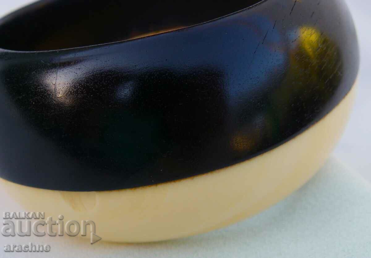 Licitație Clasic!-abanos și fildeș într-o singură brățară