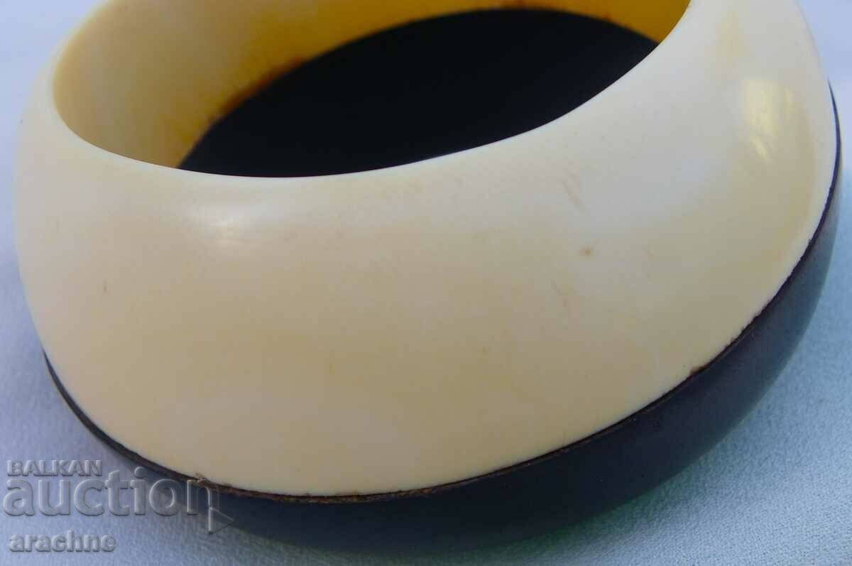 Delivery of Classic!-ebony and ivory in one bracelet Delivery of Classic!-ebony and ivory in one bracelet