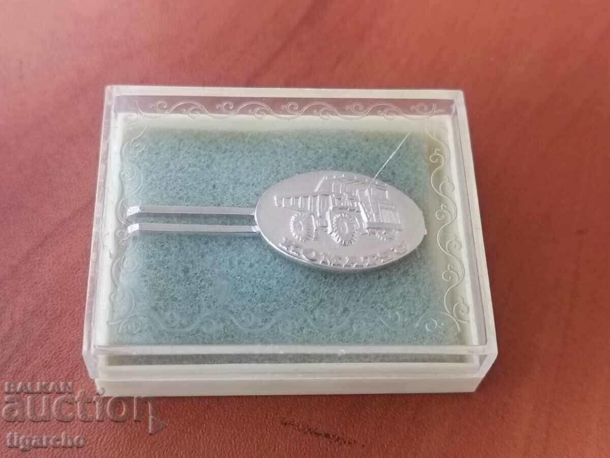 Livrarea ac de cravată KOMATSU Livrarea ac de cravată KOMATSU