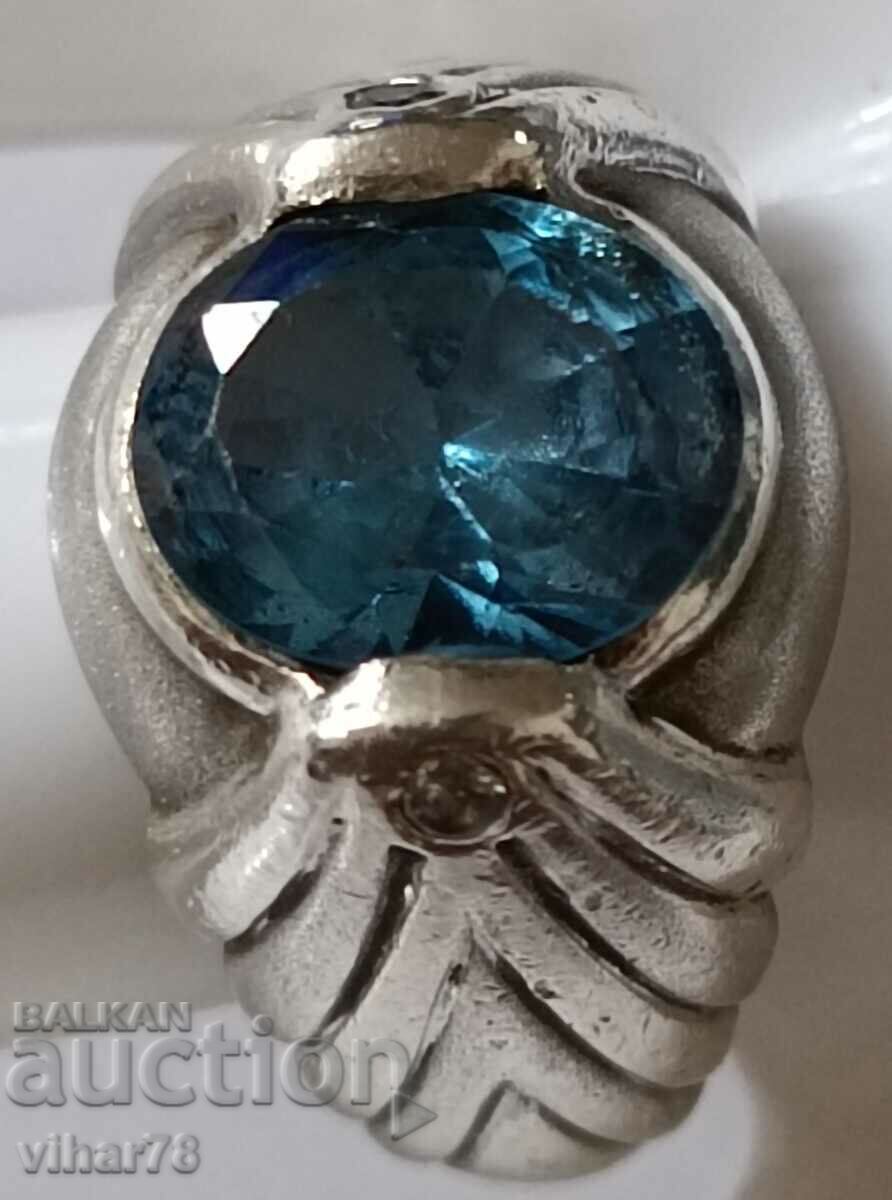 Women's silver topaz ring - 5 Women's silver topaz ring - 5