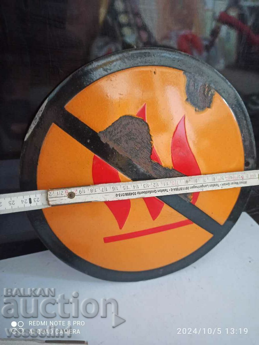 Εμαγιέ πλάκα με τιμή € 10.00 | 19.56 BGN Εμαγιέ πλάκα με τιμή € 10.00 | 19.56 BGN