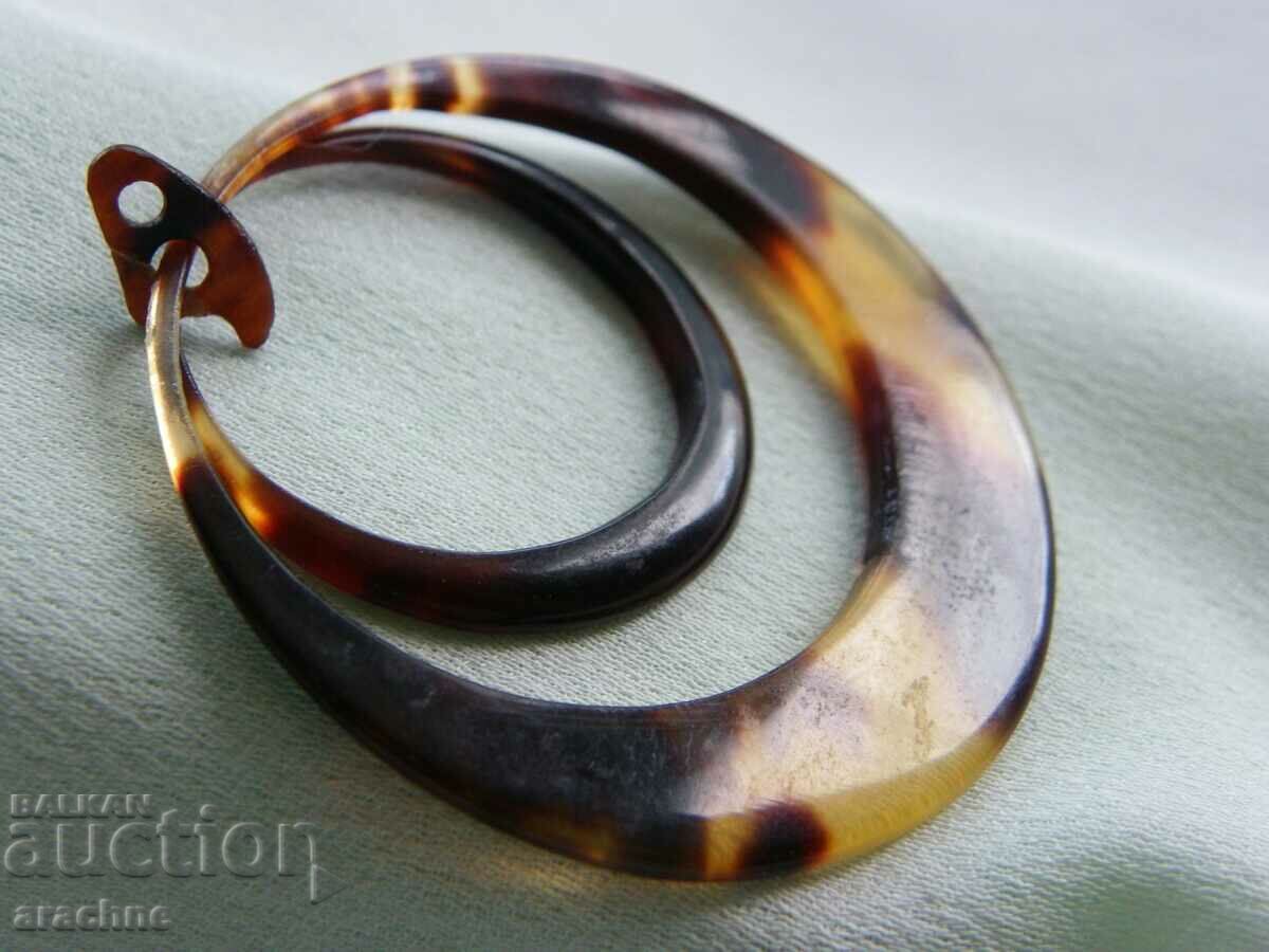 Медальон от черупка на костенурка с цена 49.00 лв. | € 25.05 Медальон от черупка на костенурка с цена 49.00 лв. | € 25.05