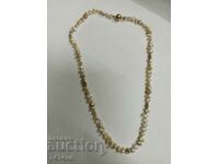 Stylish pearl necklace - Keshi pearls, silver and gold!