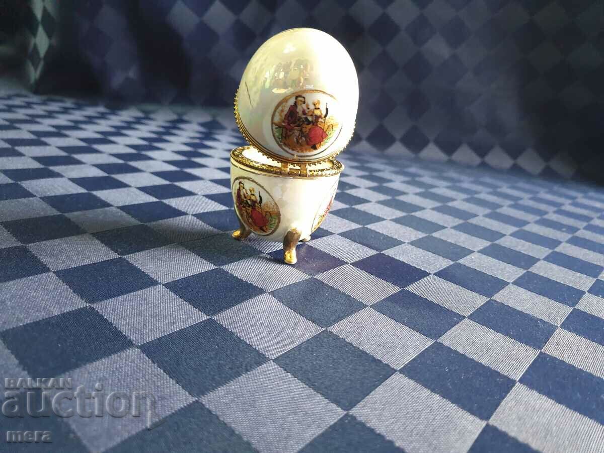 Porcelain mother-of-pearl egg jewelry box - 5