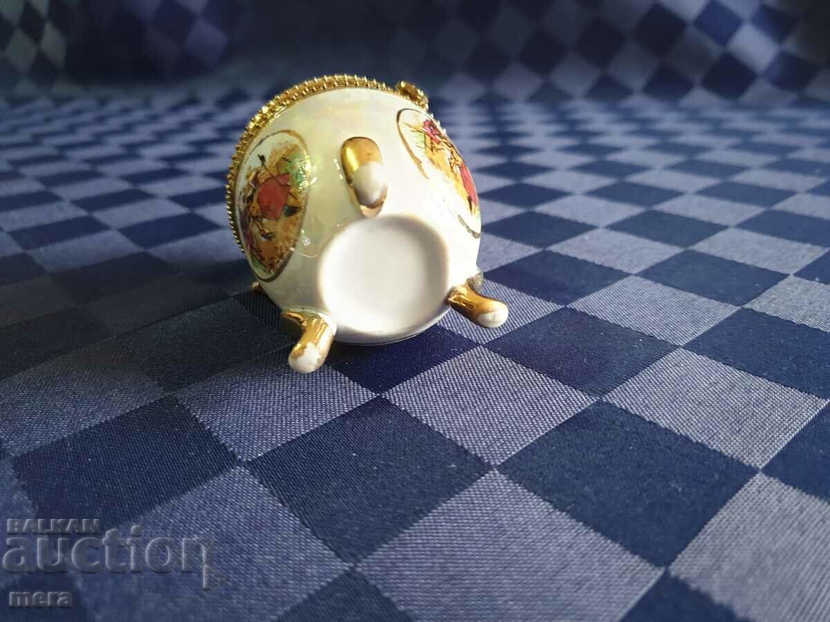 Porcelain mother-of-pearl egg jewelry box - 6