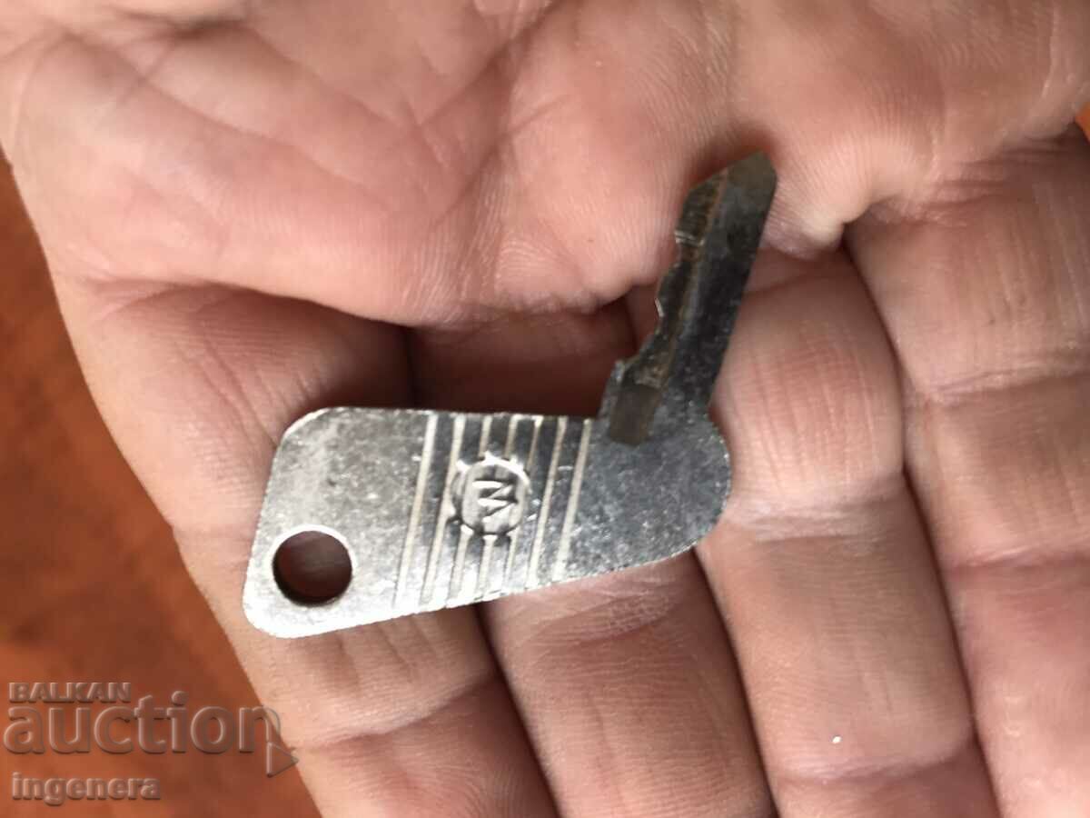 CAR OR MOTORCYCLE KEY RETRO with price 5.00 BGN | € 2.56 CAR OR MOTORCYCLE KEY RETRO with price 5.00 BGN | € 2.56