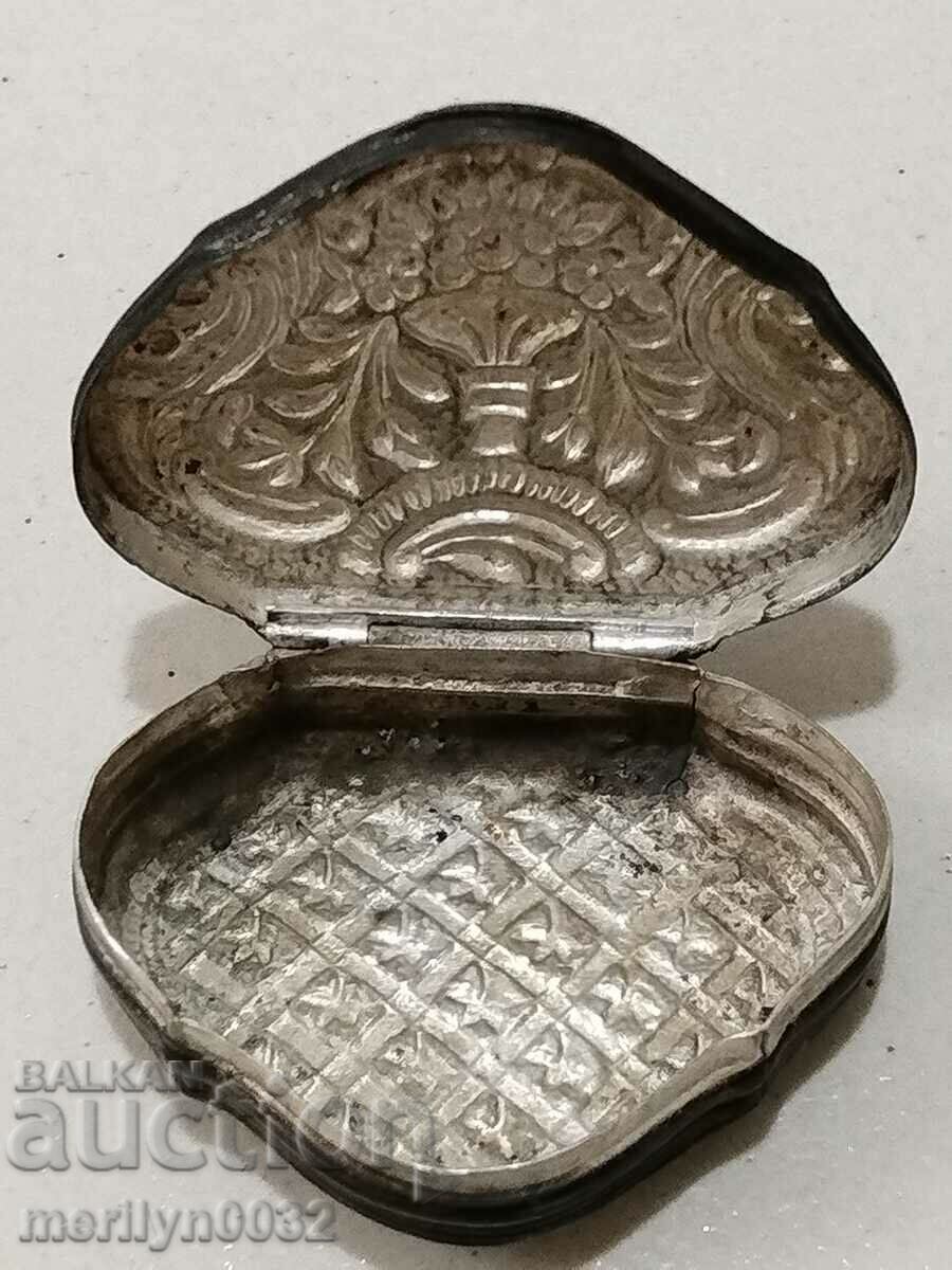 Revival box for snuff opium old dragees silver - 6 Revival box for snuff opium old dragees silver - 6