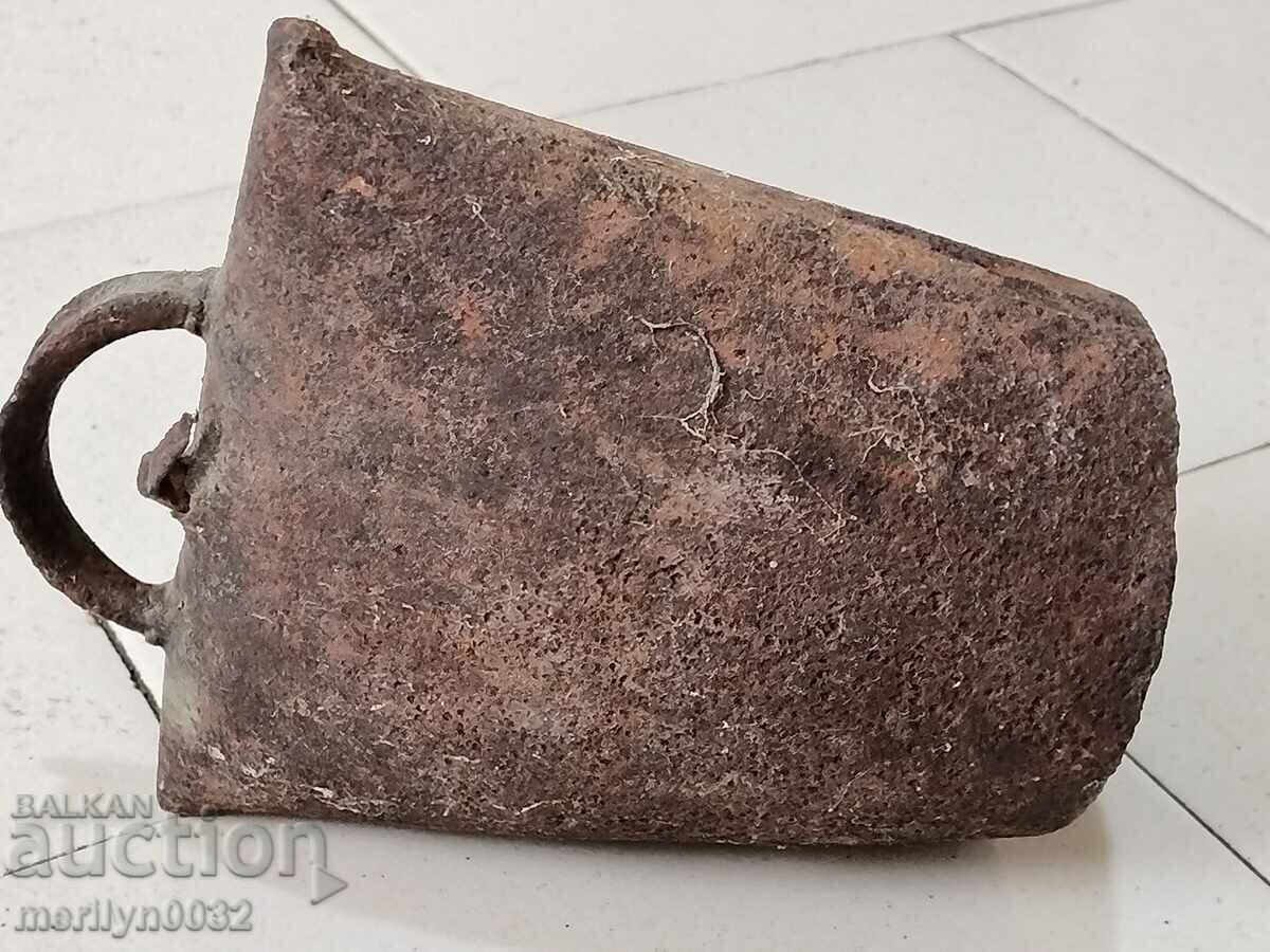 Old clapper, chan, bell - 7 Old clapper, chan, bell - 7