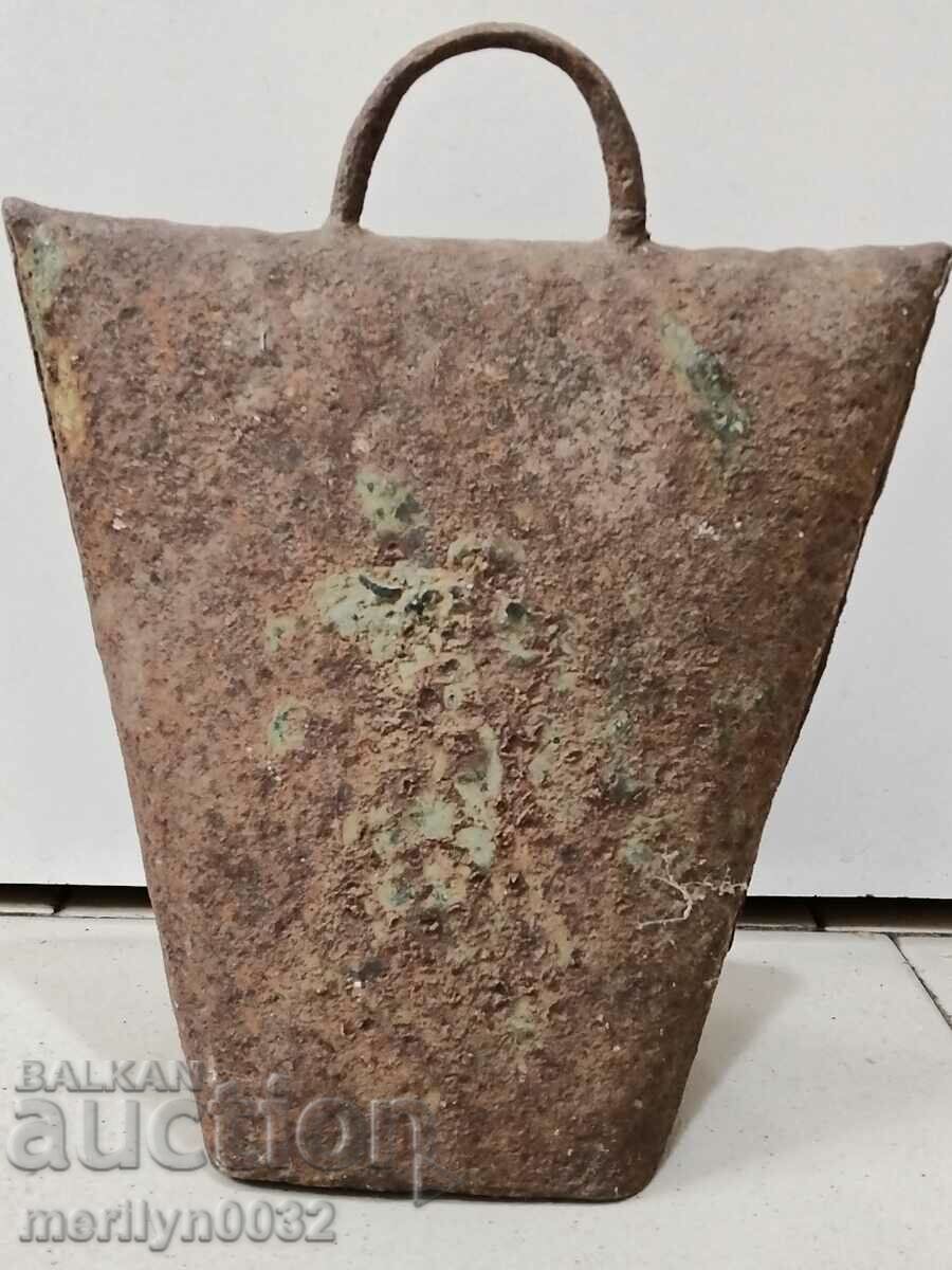 Παλιά κλακέτα, τσαν, κουδούνι - 7