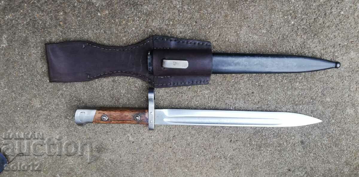 Mannlicher bayonet knife for M95.